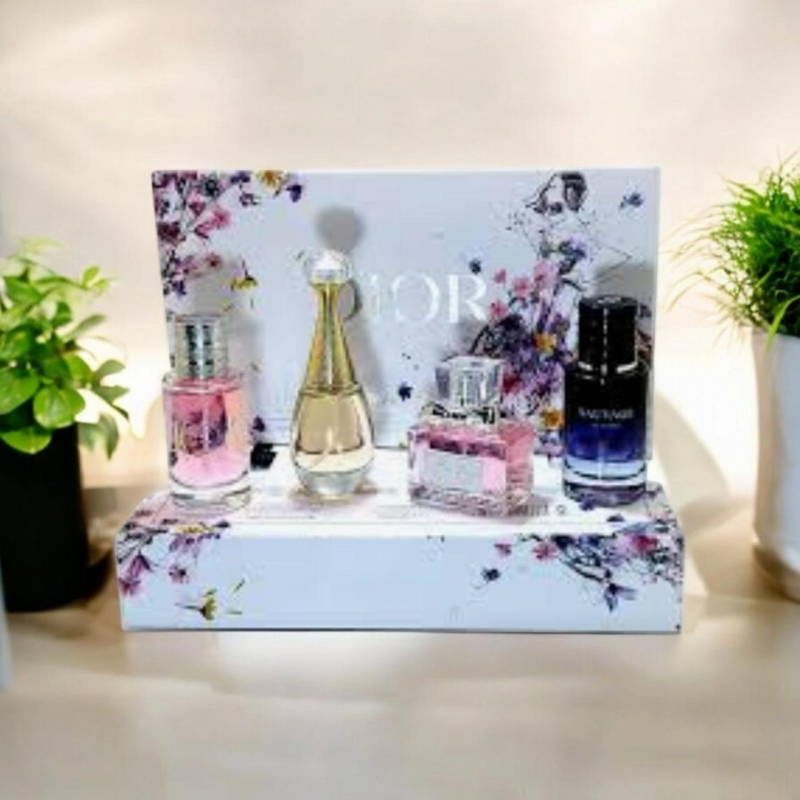 Парфумований набір Dior 4x30 Парфумований набір Dior 4x30